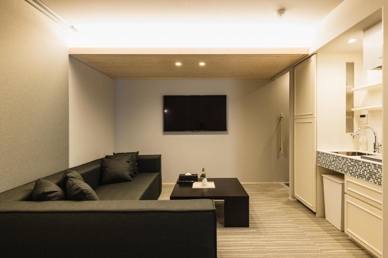 Grand Base Yakuin Odori Aparthotel Fukuoka  Eksteriør bilde