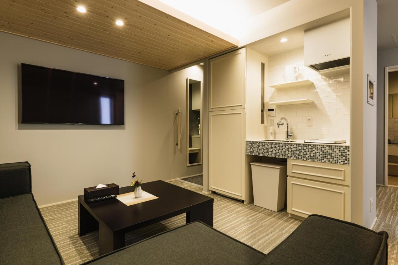 Grand Base Yakuin Odori Aparthotel Fukuoka  Eksteriør bilde