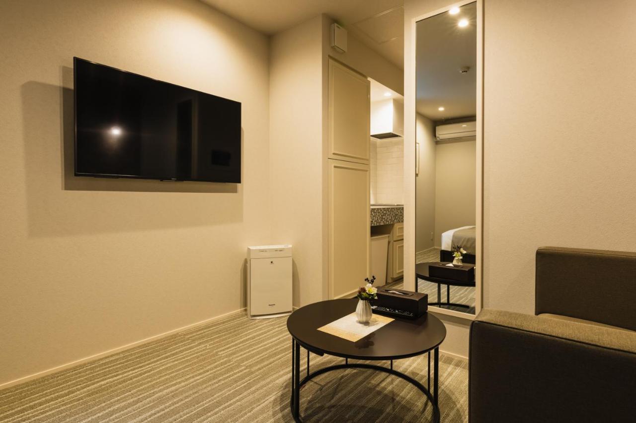 Grand Base Yakuin Odori Aparthotel Fukuoka  Eksteriør bilde