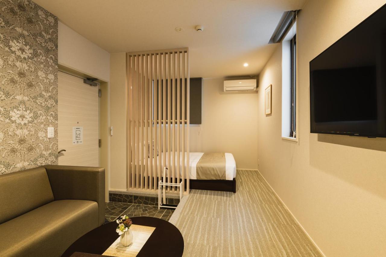 Grand Base Yakuin Odori Aparthotel Fukuoka  Eksteriør bilde
