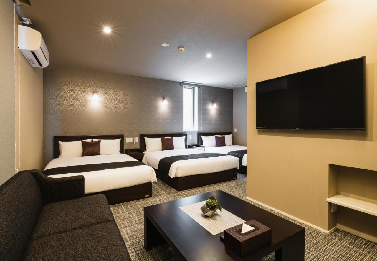 Grand Base Yakuin Odori Aparthotel Fukuoka  Eksteriør bilde
