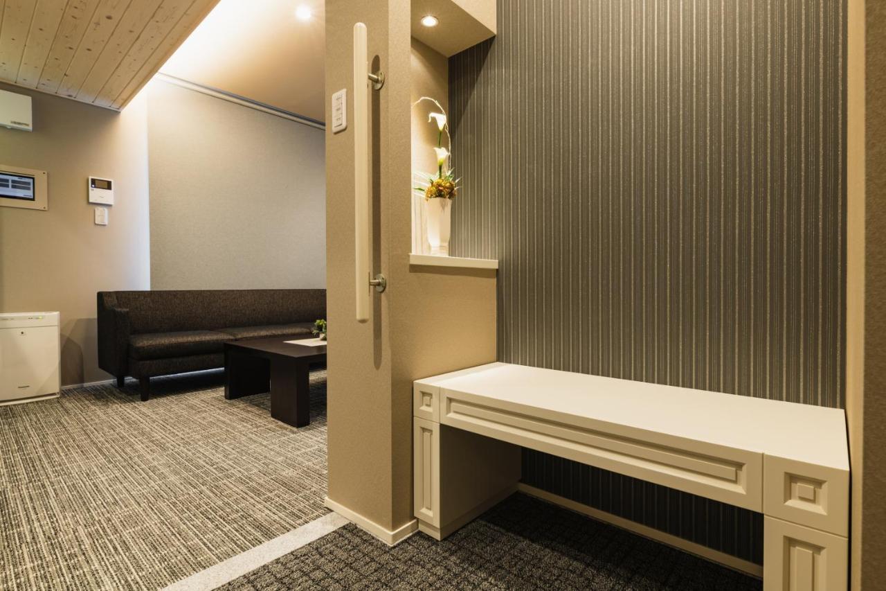 Grand Base Yakuin Odori Aparthotel Fukuoka  Eksteriør bilde